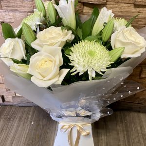 Elegant all white bouquet