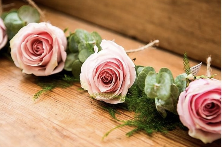Sweet avalanche buttonholes