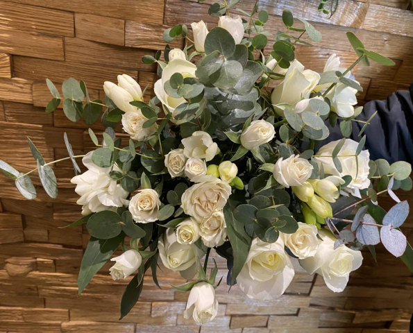 wedding flowers eucalyptus and ivory roses