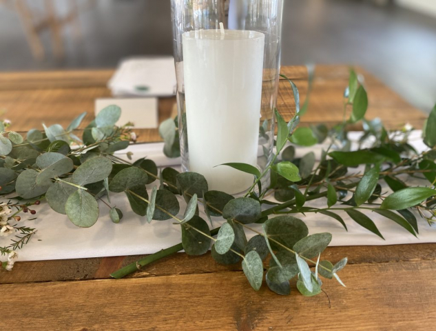 eucalyptus,soft ruscuss table decoration