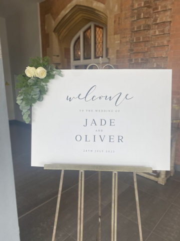 welcome sign flowers