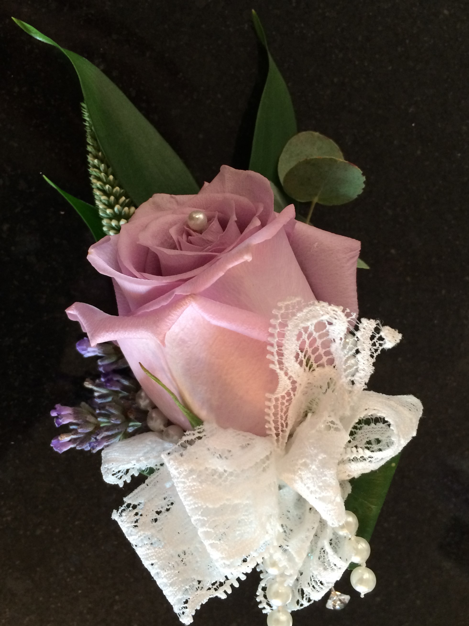 lace wedding lilac roses