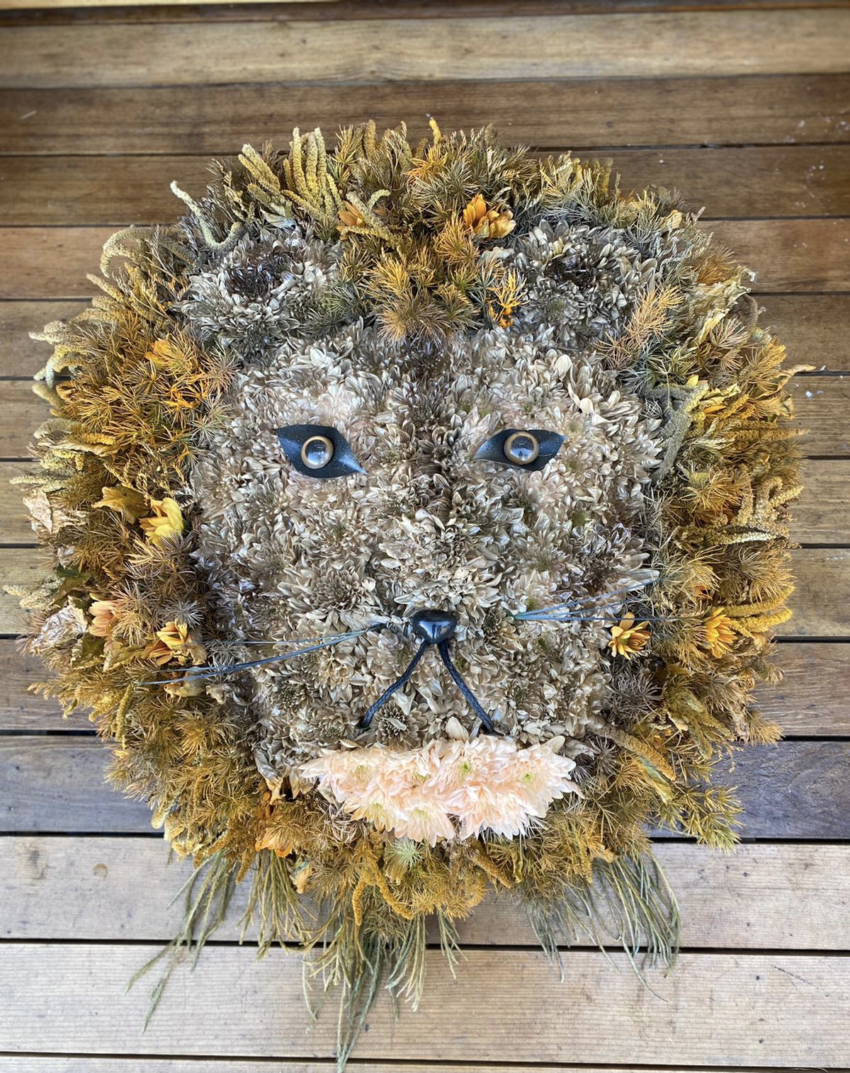 funeral flowers lions