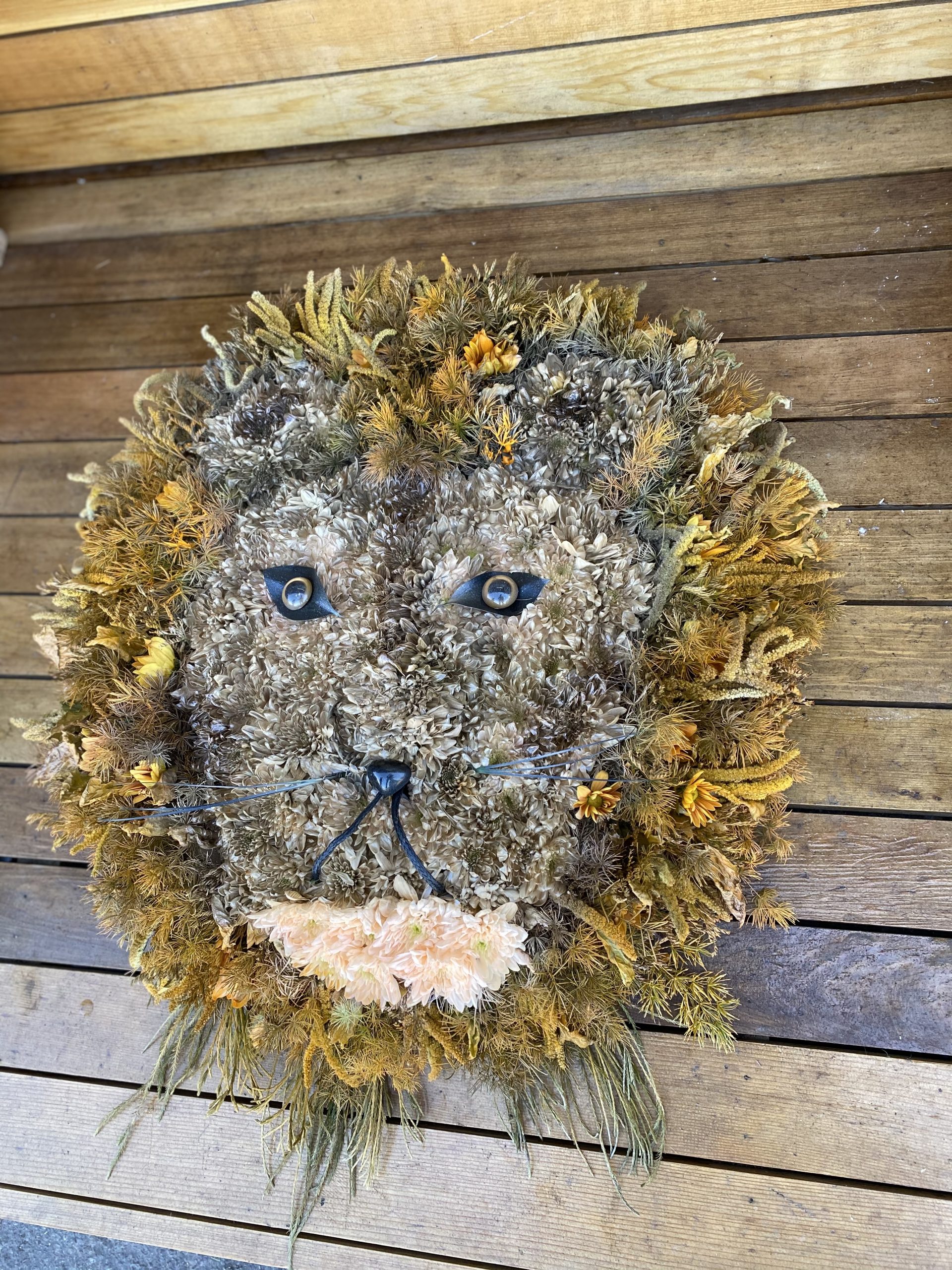Lions head funeral tribute
