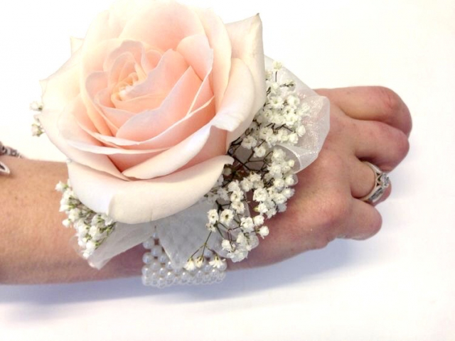 Sweet avalanche rose wrist corsage