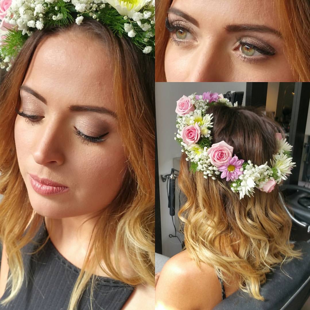 Head circlet of roses and gypsophila